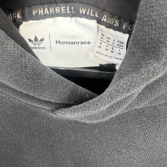 Adidas x Humanrace Pharrell Williams Logo Basics Hoodie In Black - Picture 5 of 8